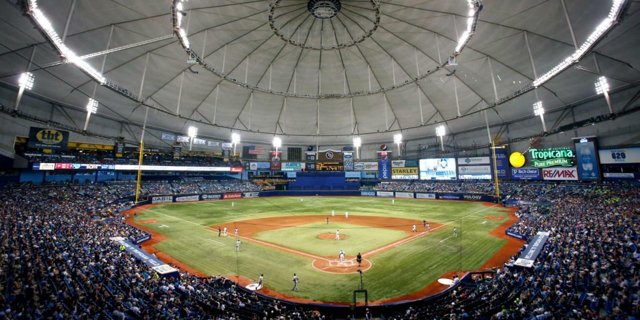 Express Inn & Suites - 5 Miles From St Petersburg Clearwater Airport Bagian luar foto